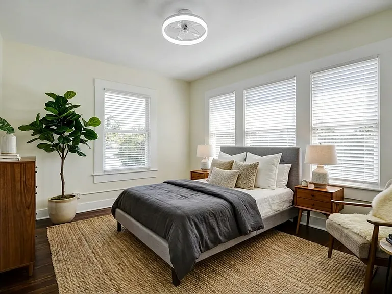 423 W Woodlawn Ave #2 — Photo 16