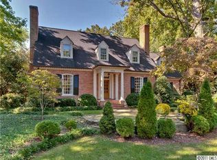 2054 Queens Rd E, Charlotte, NC 28207