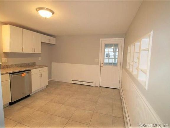 5th image of 15 Brent Dr