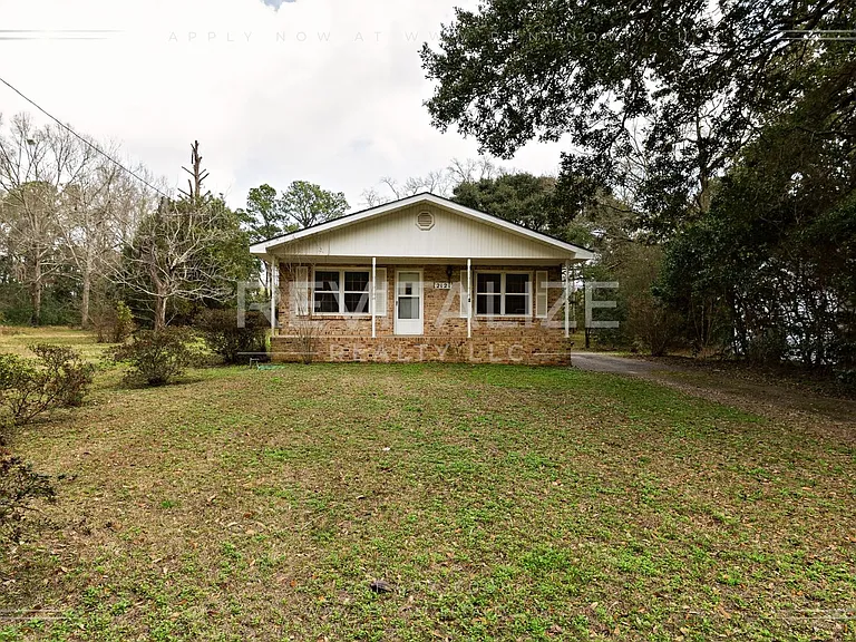 2121 Barron Pl — Photo 4