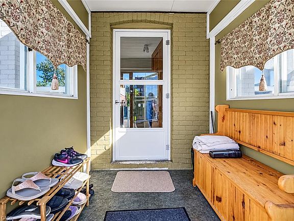 3rd image of 3 Craigmiller Ave