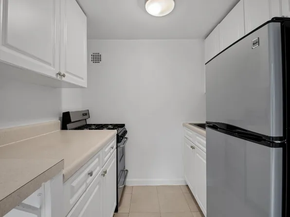 220 East 22nd Street 6O image 1 of 13