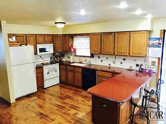 3rd image of 4391 Ives Dr