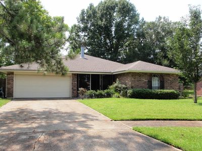 2029 Colonial Dr, La Place, LA, 70068