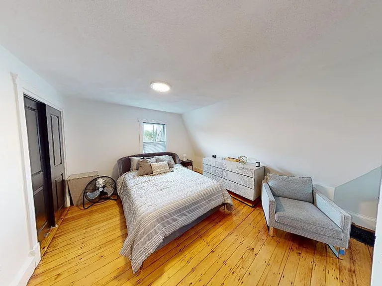 154 Granite St — Photo 6