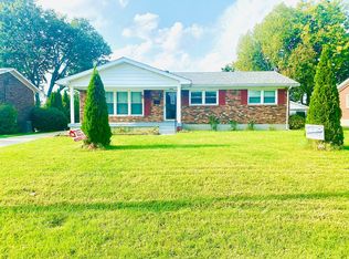 7920 Annella Way, Louisville, KY 40219
