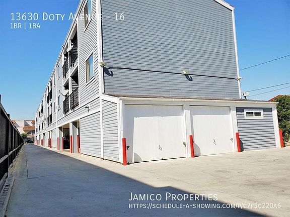 3rd image of 13630 Doty Ave APT 16