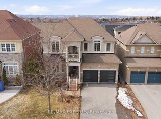847 Memorial Cir, Newmarket, ON
