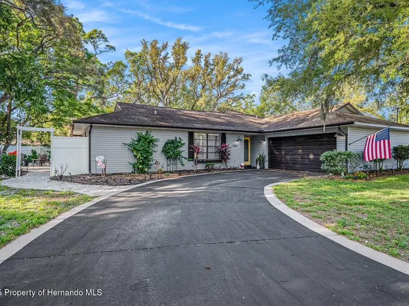 2254 Coachman Rd, Spring Hill, FL 34608