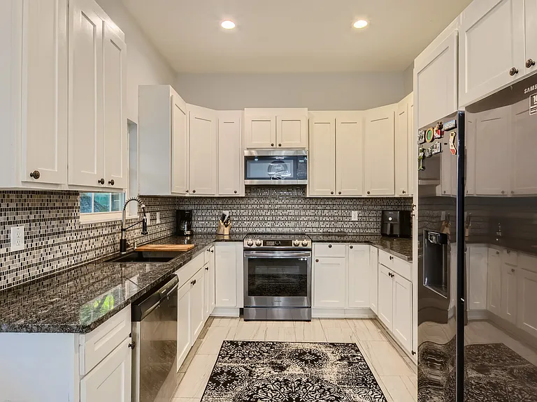 3006 Casa Bella Dr — Photo 16