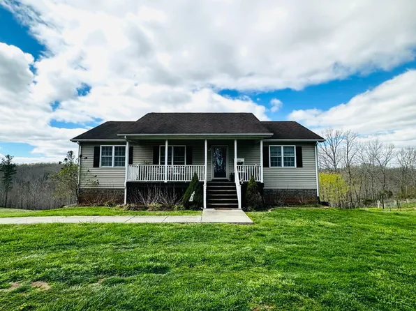 499 Reedy Spring Rd, Spout Spring, VA 24593