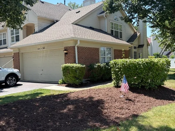 1602 Columbia Cir Unit 4, Bartlett, IL 60103