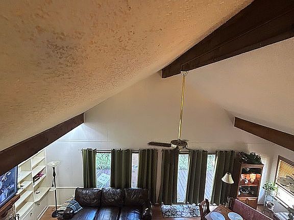 3rd image of 20985 Lee Ln
