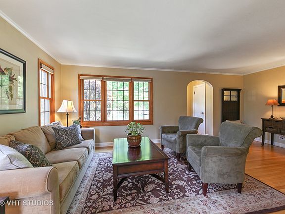 2nd image of 6630 N Kilpatrick Ave