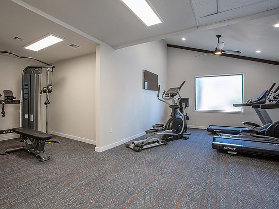 4th image of 3535 N 1st Ave #9bb889f88