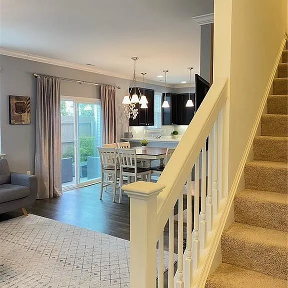 1760 Halesworth Ln — Photo 2