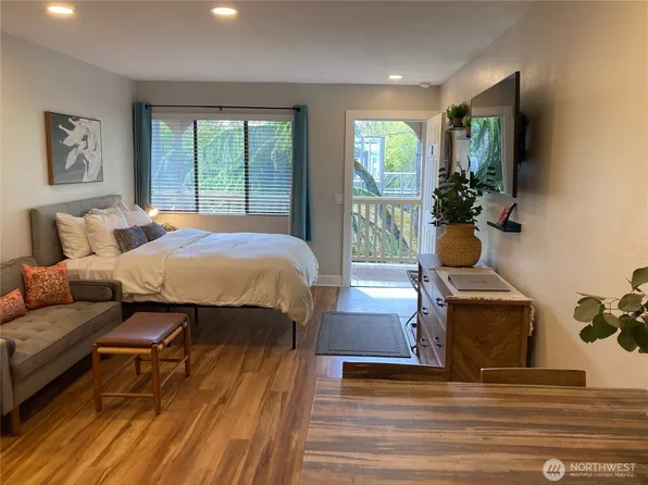 250 Tucker Avenue #2, Friday Harbor, WA 98250