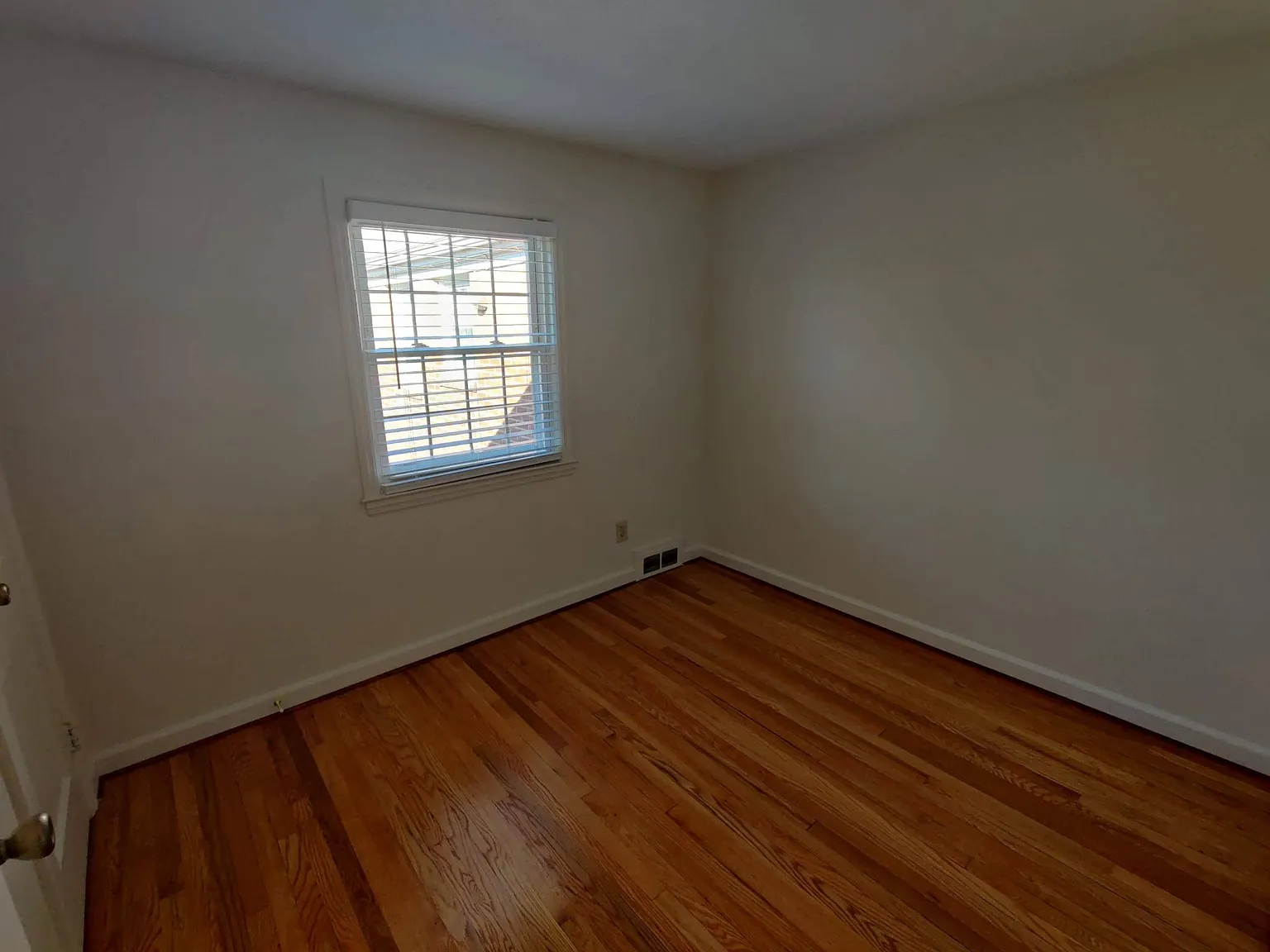 2 bed, $1,500 — Photo 4