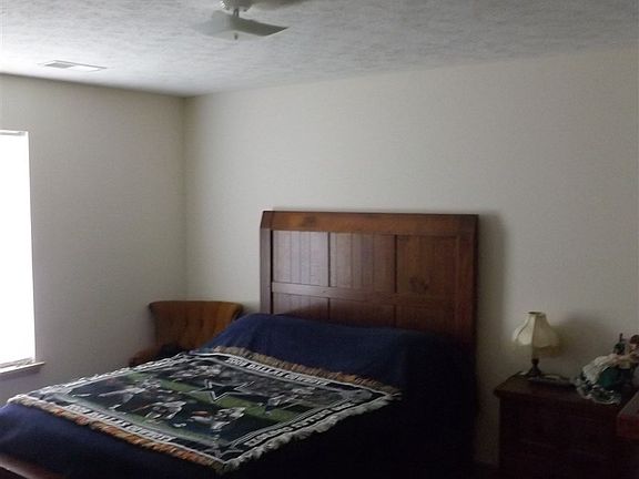 5th image of 82 Sunny Meadows Dr