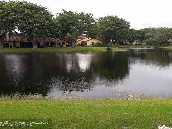 2nd image of 3255 Deer Creek Lake Shore Dr