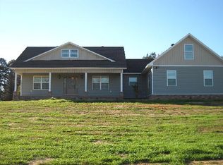 500 Stonegate Dr, Russellville, AR 72802