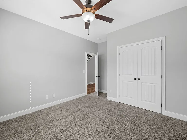 573 Bowden Dr — Photo 25