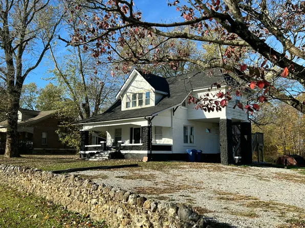 313 Stanford St, Science Hill, KY 42553