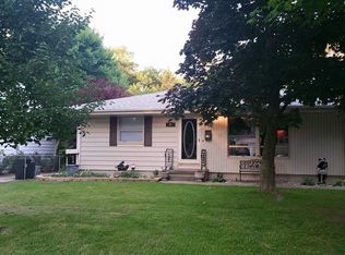 56 Southwood Dr, Decatur, IL 62521