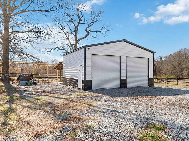 7717 Lancaster Hwy — Photo 24