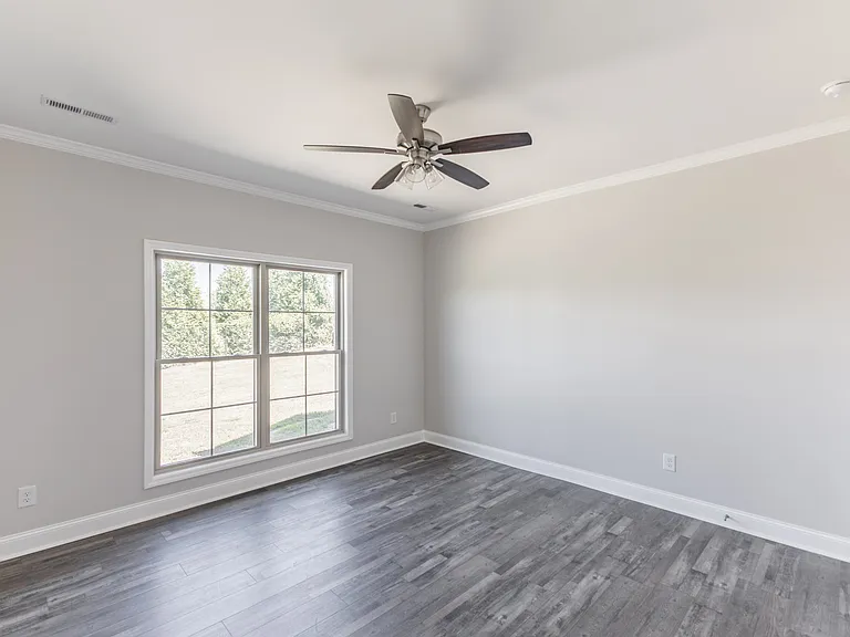 117 James Bowie Dr — Photo 17