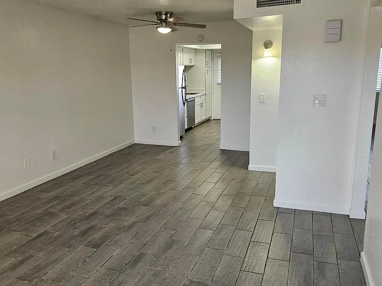 3810 E Earll Dr #208A — Photo 1