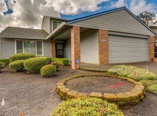 9760 SW Lakeside Dr, Tigard, OR