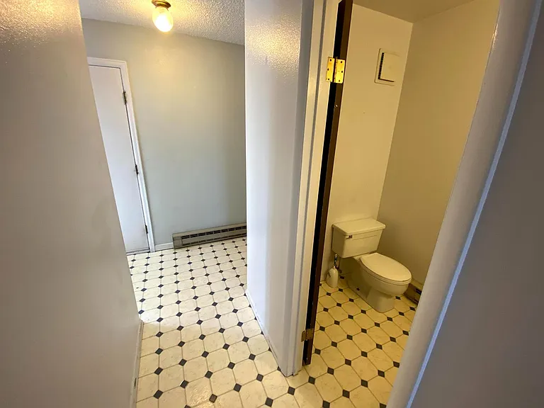2110 Prairie Rd — Photo 14