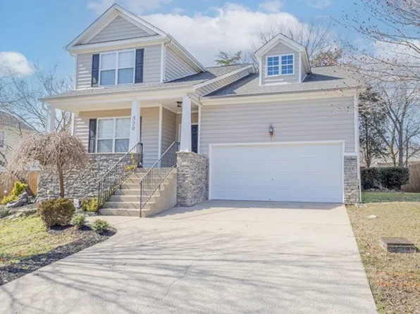 320 Deep Woods Cir, Nashville, TN 37214