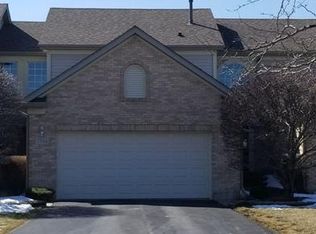 7704 Bristol Park Dr, Tinley Park, IL 60477