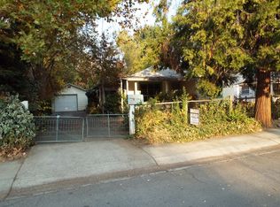 384 Rio St, Redding, CA 96001