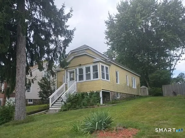 75 Wacona Avenue, Waterbury, CT 06705