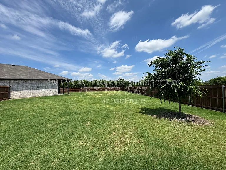 7948 Oaktown Dr — Photo 30