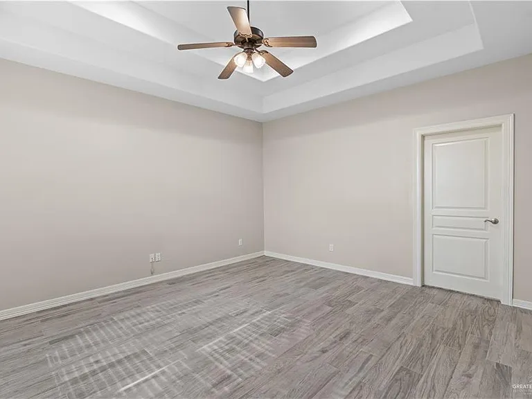 3514 Los Lagos Dr — Photo 13