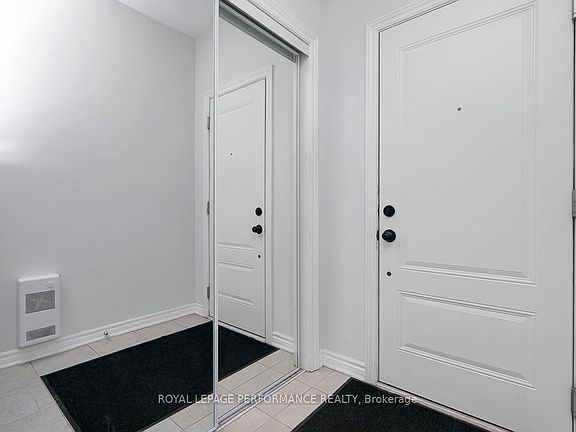 3rd image of 721 Rouncey Rd