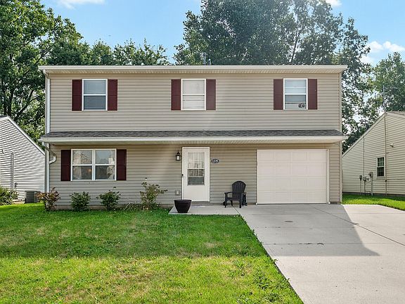 2nd image of 1276 Montego Dr
