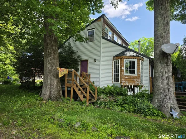 59 Lake View Drive, Ashford, CT 06278