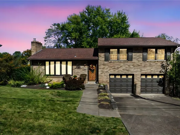 4859 S Emblem Dr, Pittsburgh, PA 15236