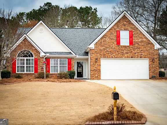 2nd image of 105 Edinburgh Ln