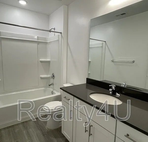 1088 E Waterway Ln #1 — Photo 11