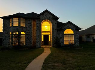 1511 Palisades Dr, Carrollton, TX 75007