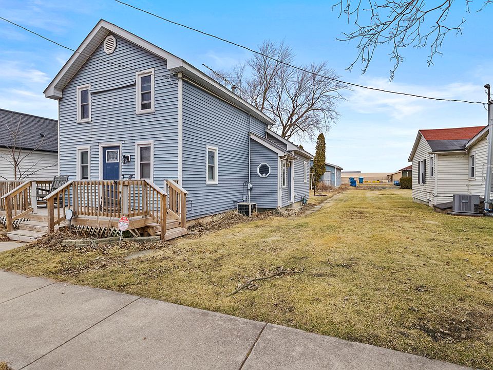 1st image of 207 E Taylor St