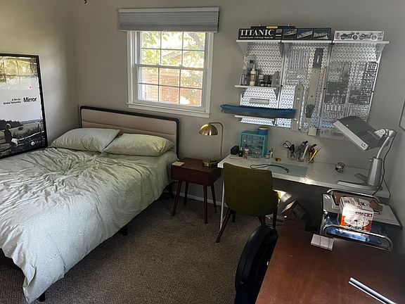 2nd image of 4904 Kraft Ct