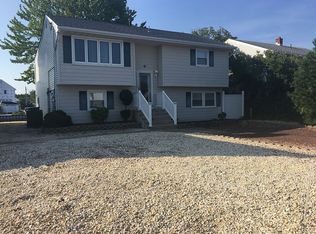 12 Barbados Ave, Toms River, NJ