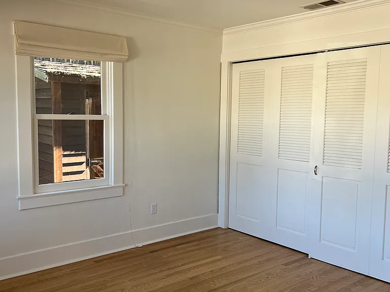 139 Naglee Ave — Photo 5